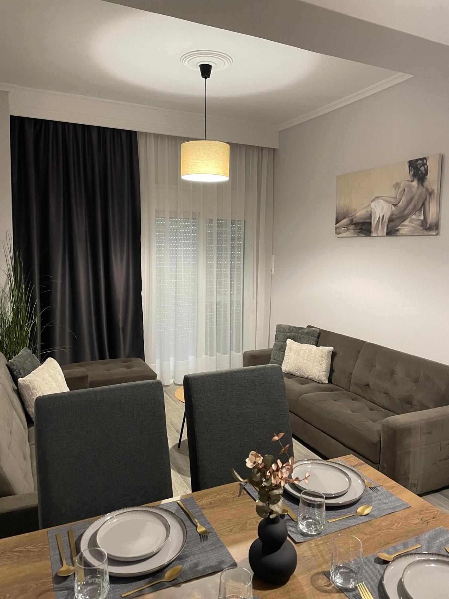 Dt Luxury Apartment Néa Péramos Exteriör bild